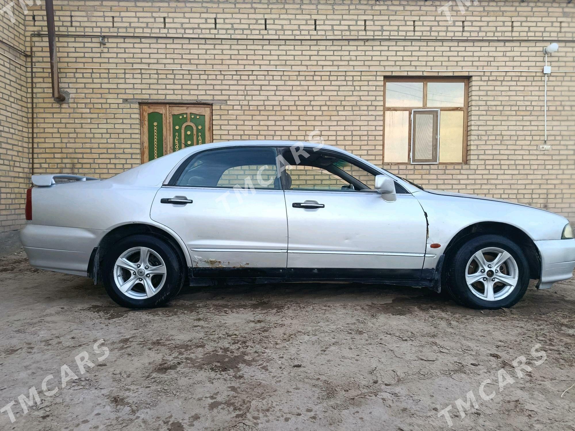 Mitsubishi Diamante 1995 - 20 000 TMT - Саят - img 4