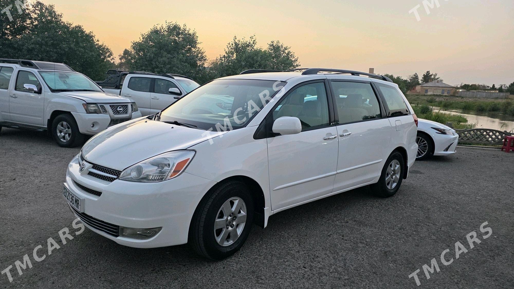 Toyota Sienna 2005 - 180 000 TMT - Мары - img 2