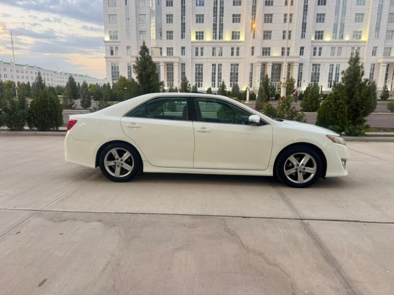 Toyota Camry 2013 - 187 000 TMT - Ашхабад - img 2