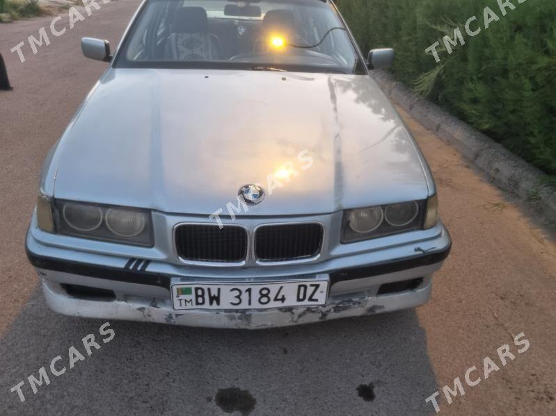 BMW E39 1998 - 30 000 TMT - Дашогуз - img 4