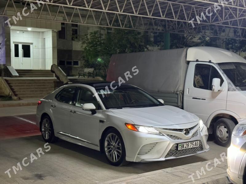 Toyota Camry 2018 - 322 000 TMT - Ашхабад - img 2
