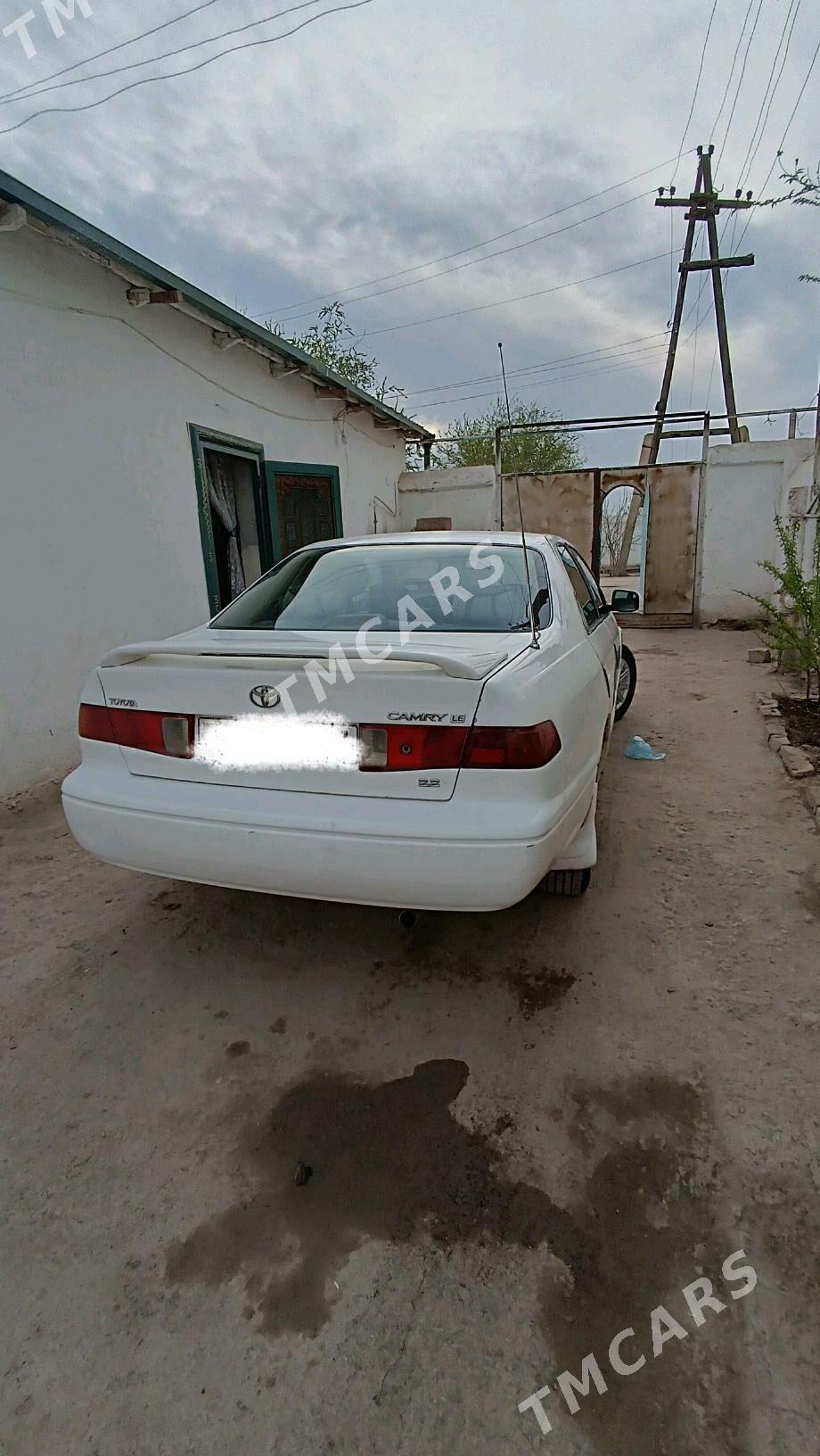 Toyota Camry 1998 - 105 000 TMT - Болдумсаз - img 3