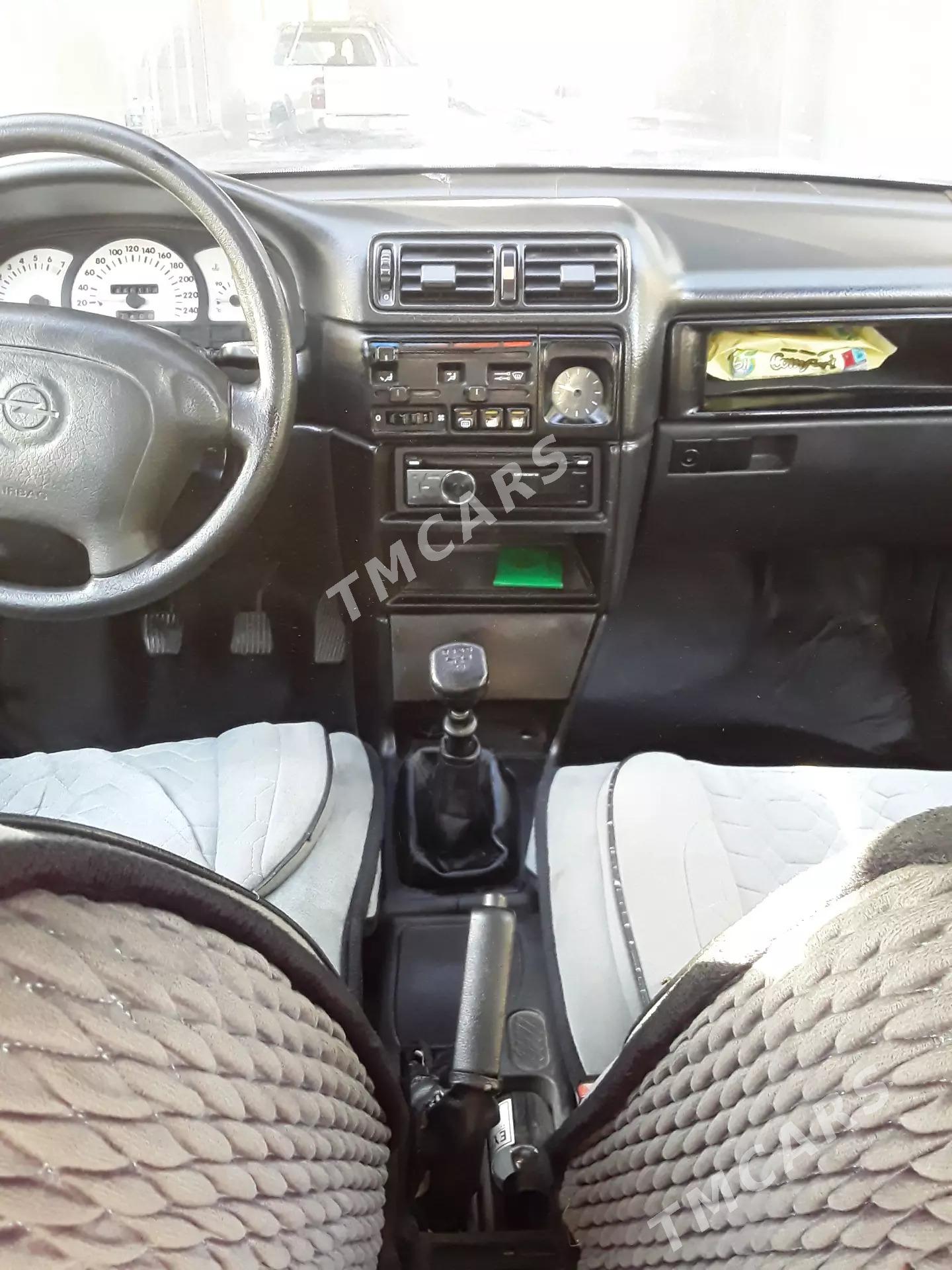 Opel Vectra 1993 - 55 000 TMT - Dänew - img 4