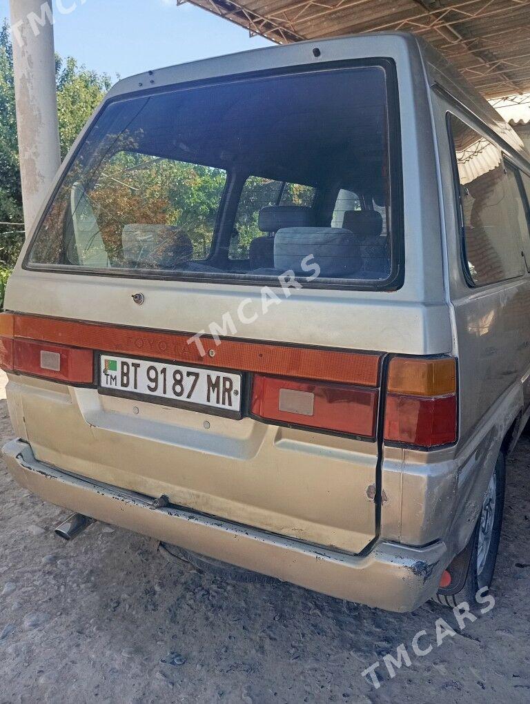 Toyota Hiace 1989 - 30 000 TMT - Сакарчага - img 2