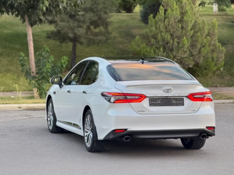 Toyota Camry 2023 - 678 000 TMT - Aşgabat - img 9