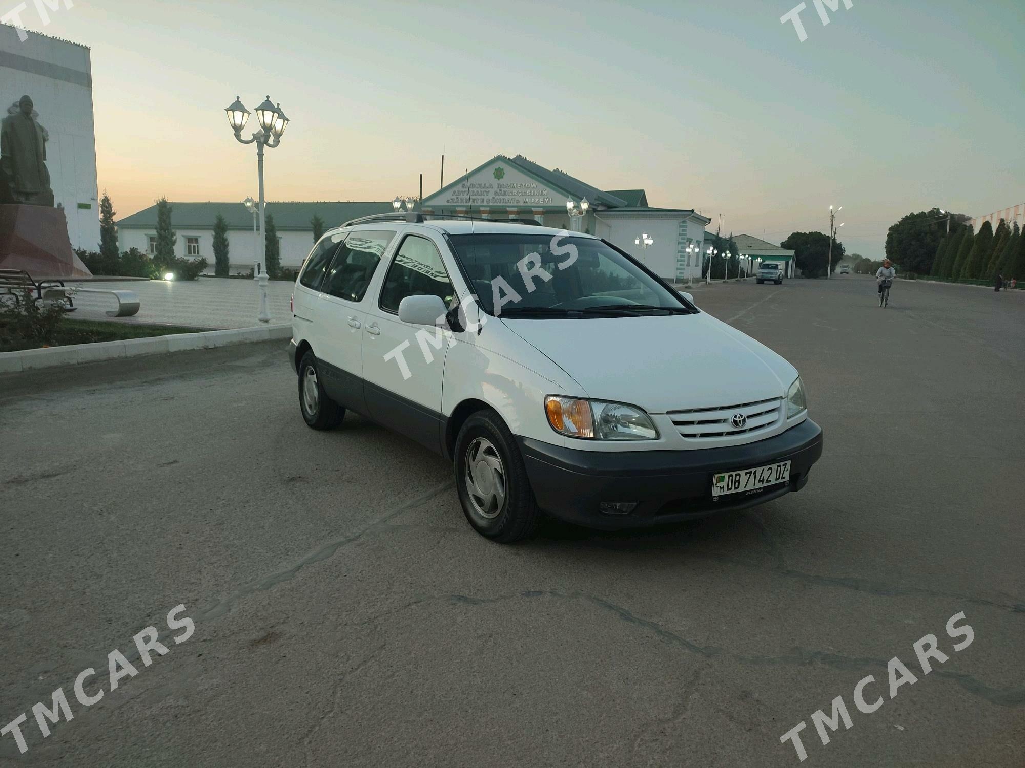 Toyota Sienna 2002 - 165 000 TMT - Gubadag - img 6