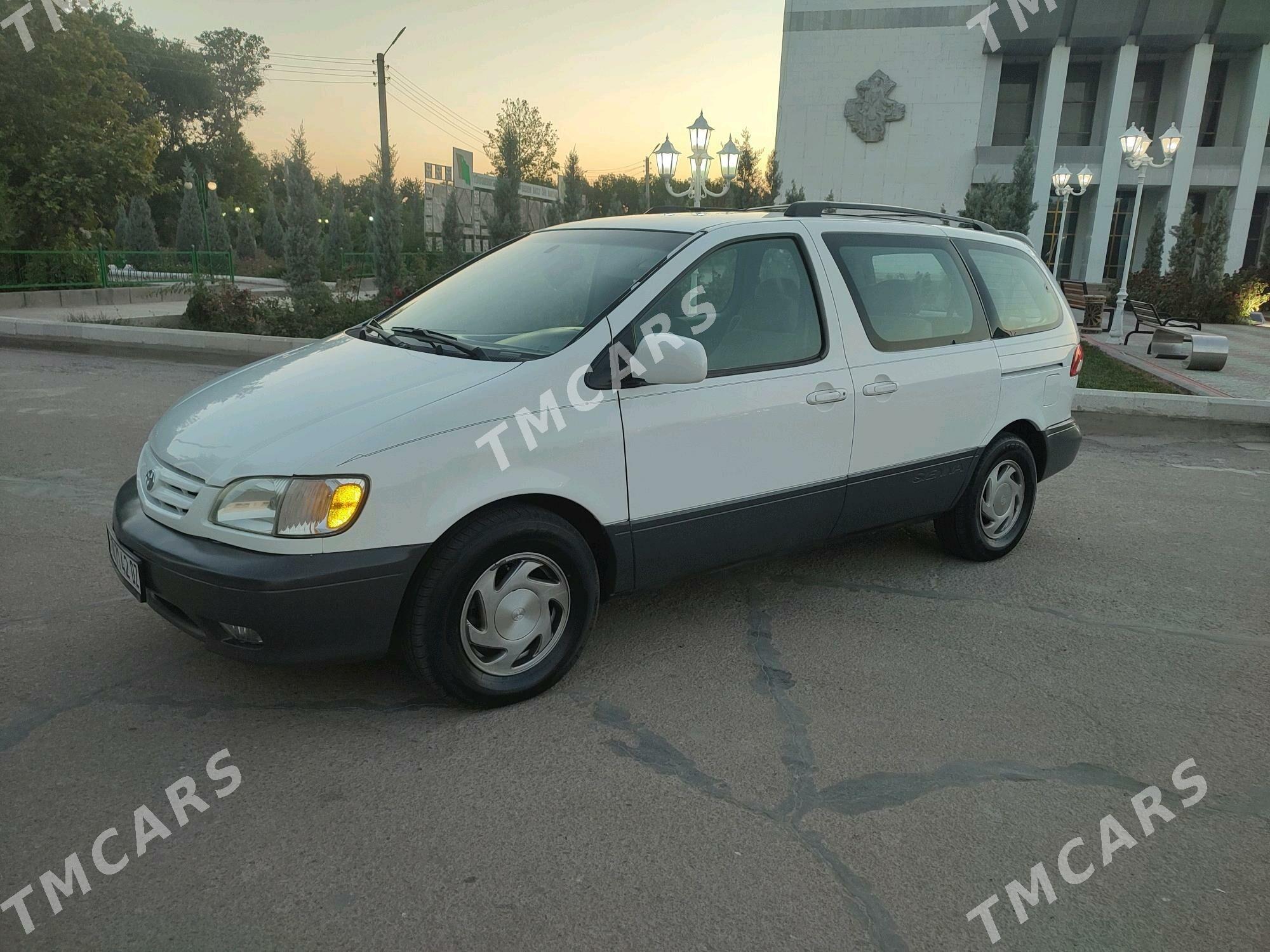 Toyota Sienna 2002 - 165 000 TMT - Gubadag - img 5