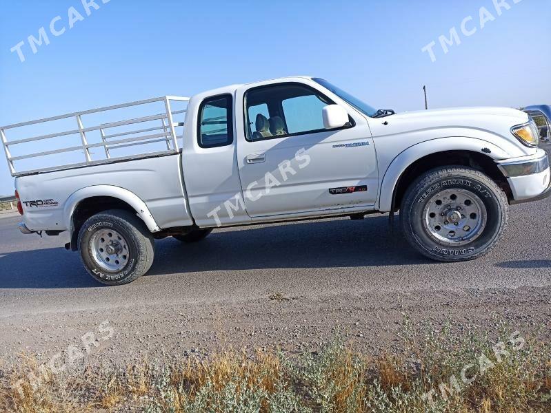 Toyota Tacoma 2003 - 120 000 TMT - Oguz han - img 3