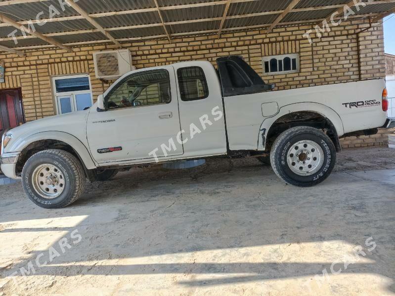 Toyota Tacoma 2003 - 120 000 TMT - Oguz han - img 5