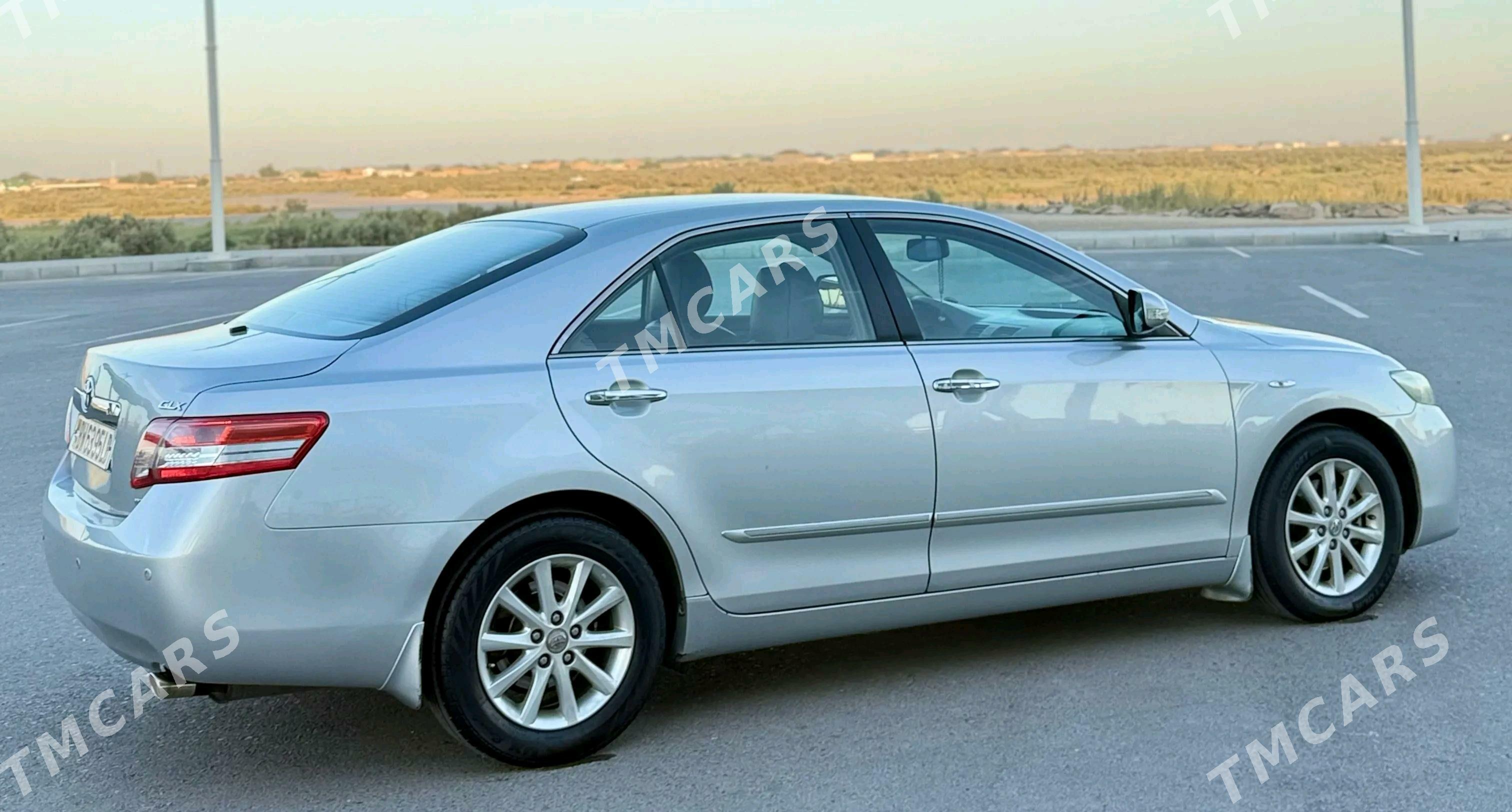 Toyota Camry 2010 - 185 000 TMT - Туркменабат - img 8