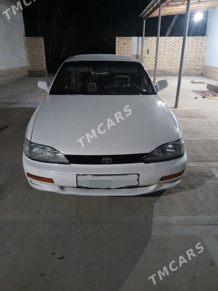 Toyota Camry 1993 - 69 000 TMT - етр. Туркменбаши - img 3
