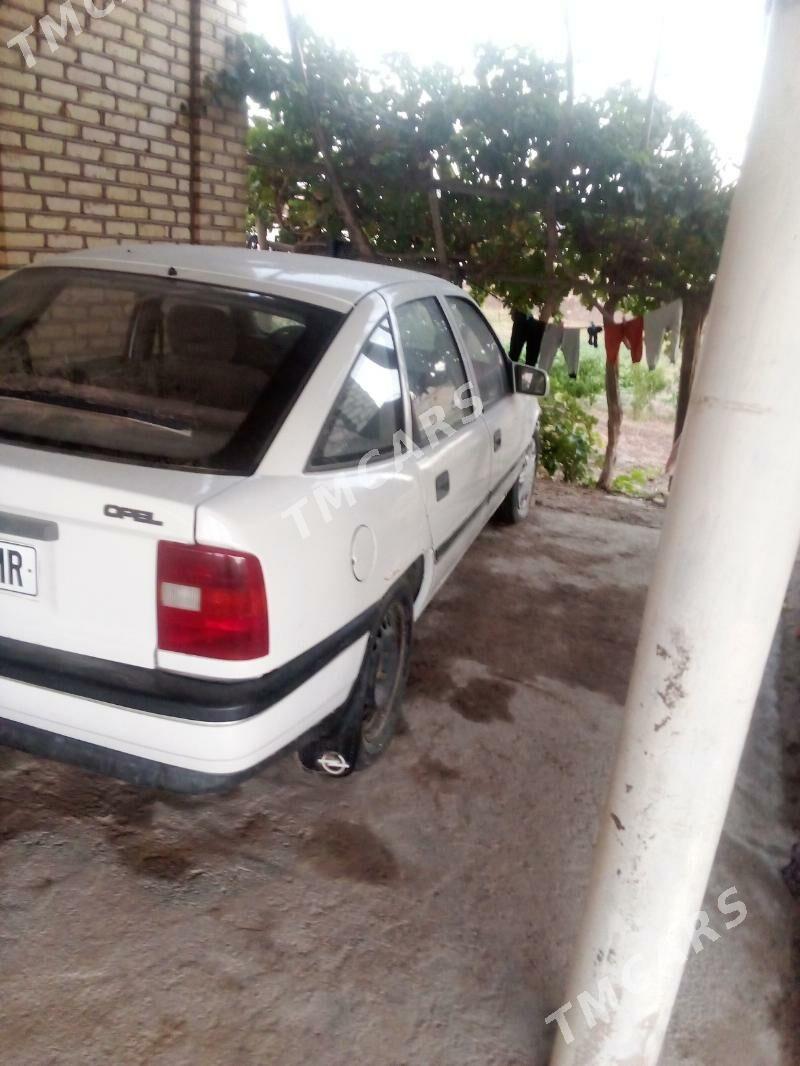 Opel Vectra 1992 - 21 000 TMT - Wekilbazar - img 5