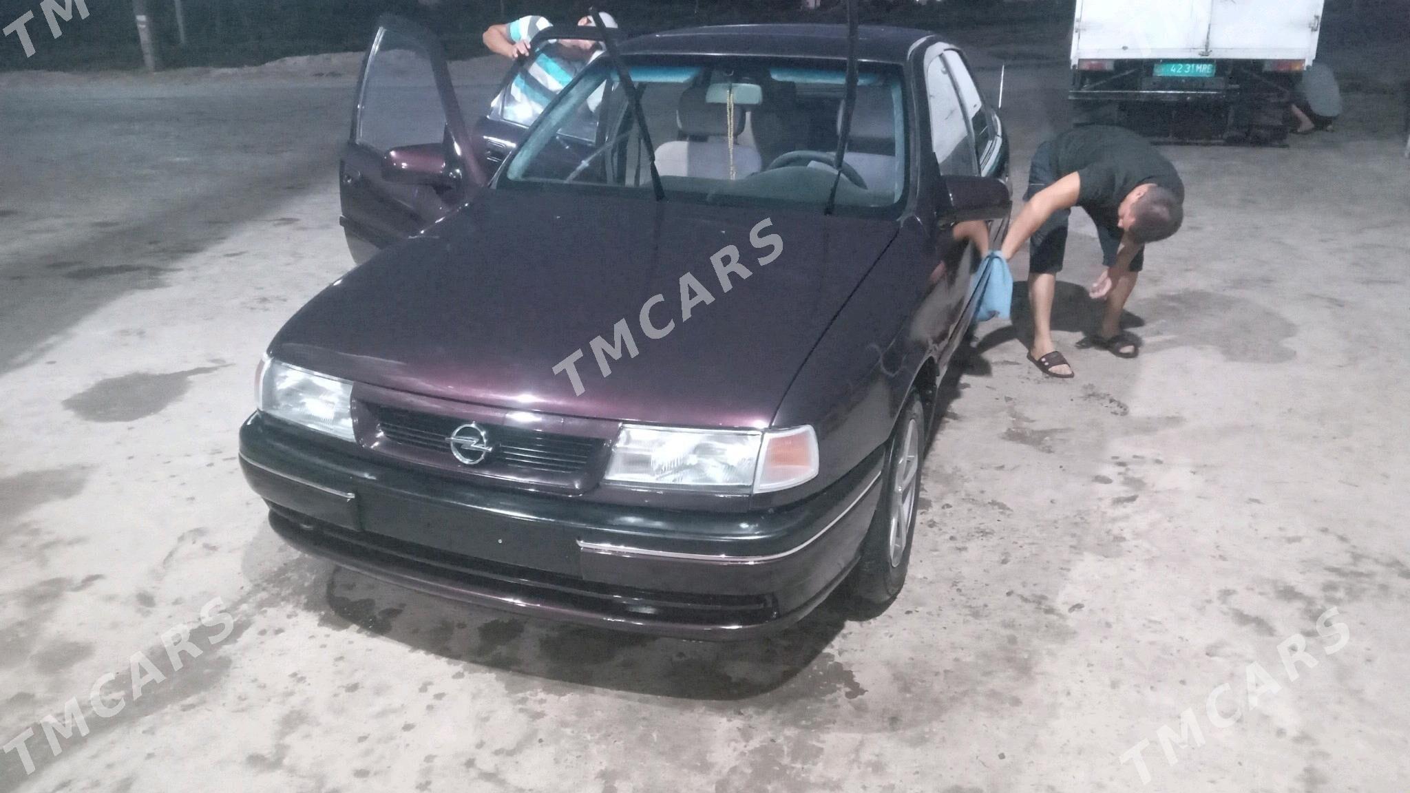 Opel Vectra 1993 - 37 000 TMT - Sakar - img 7