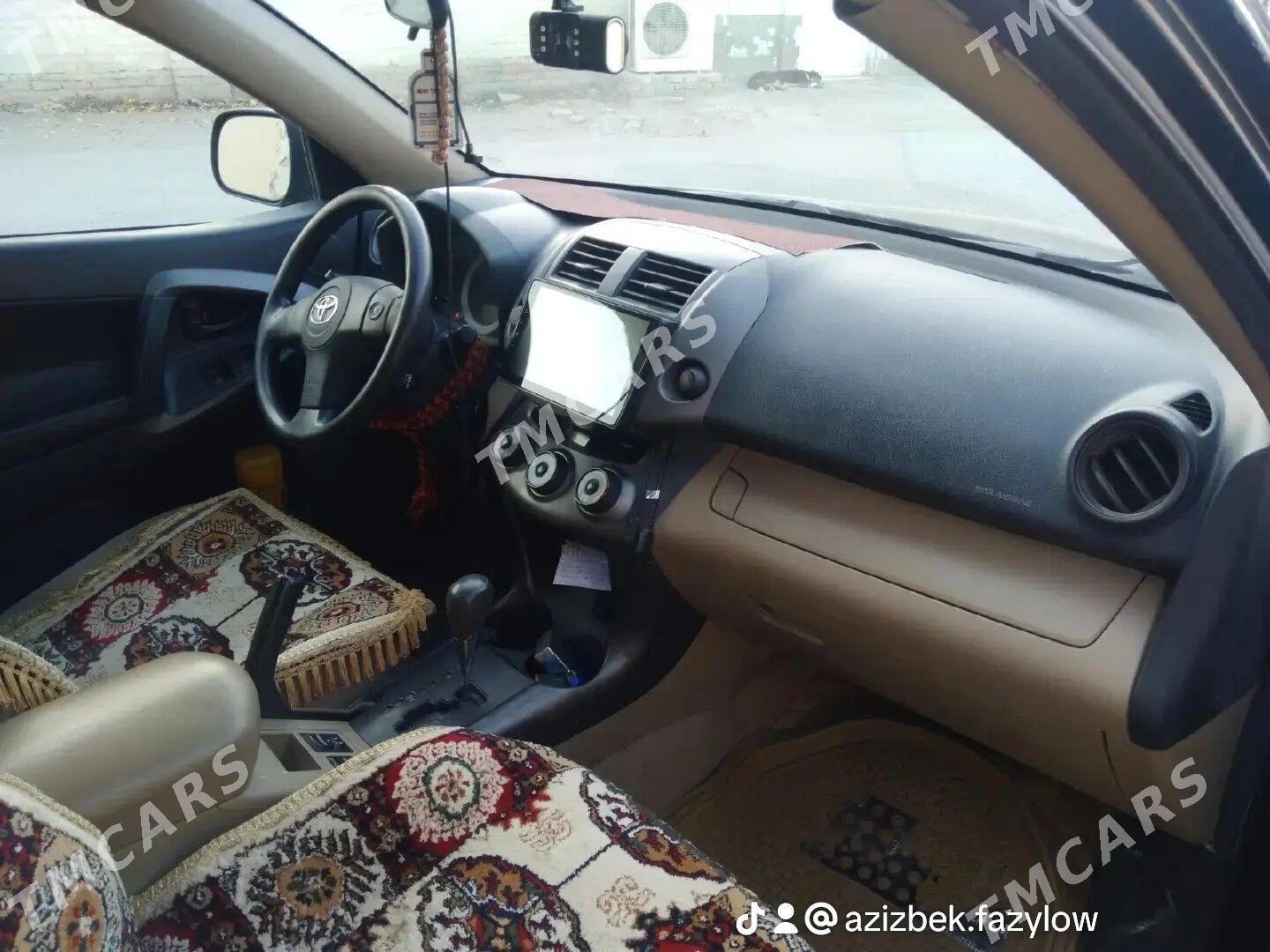 Toyota RAV4 2010 - 173 000 TMT - Kerki - img 4