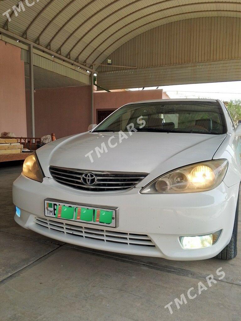 Toyota Camry 2005 - 180 000 TMT - Койтендаг - img 2