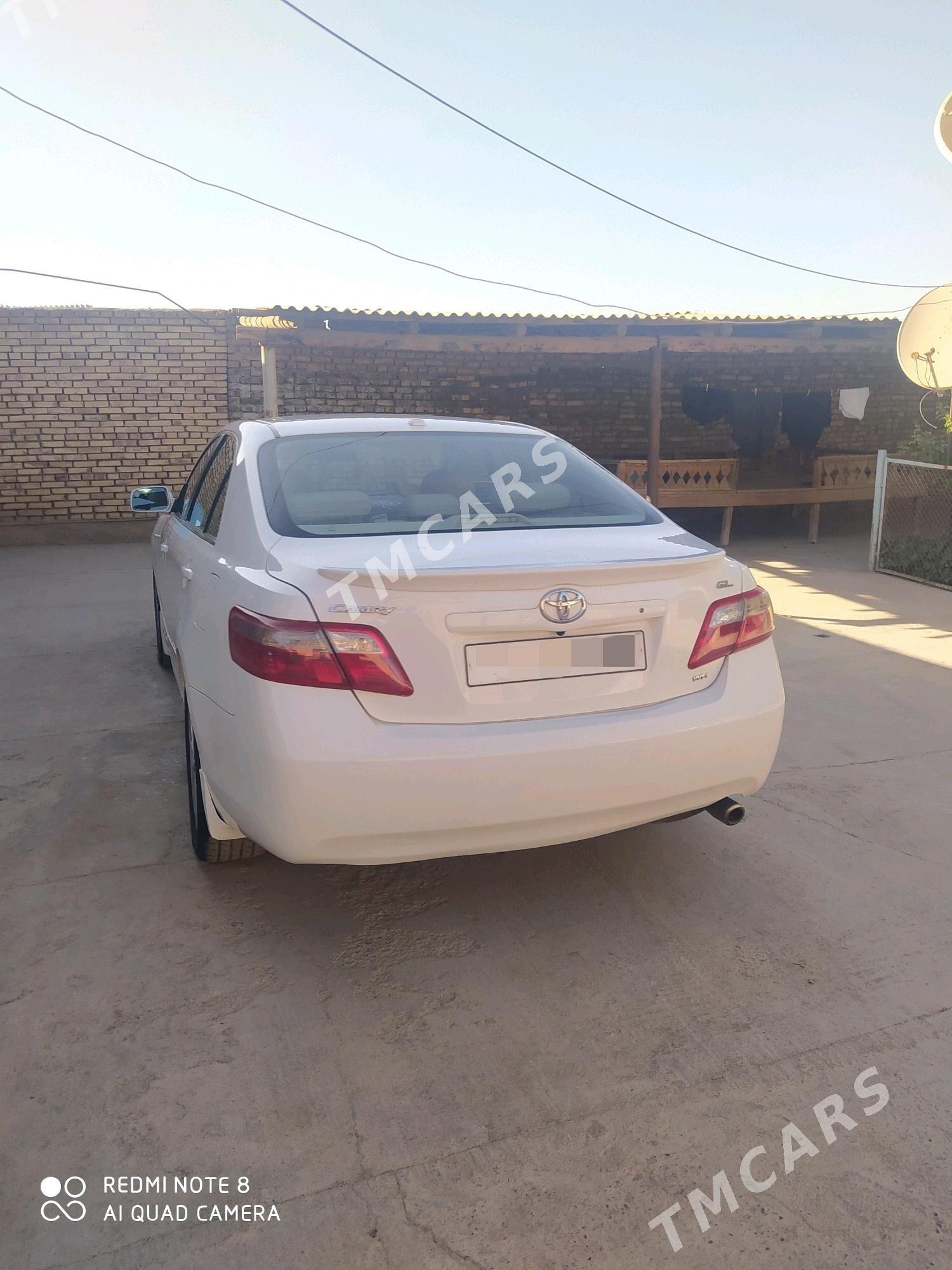 Toyota Camry 2008 - 130 000 TMT - Теджен - img 2