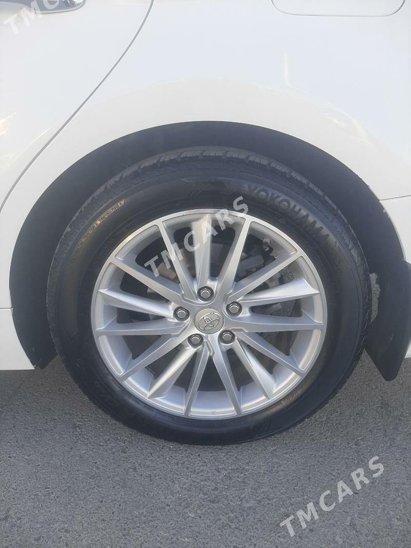 Toyota Camry 2019 - 295 000 TMT - Aşgabat - img 4