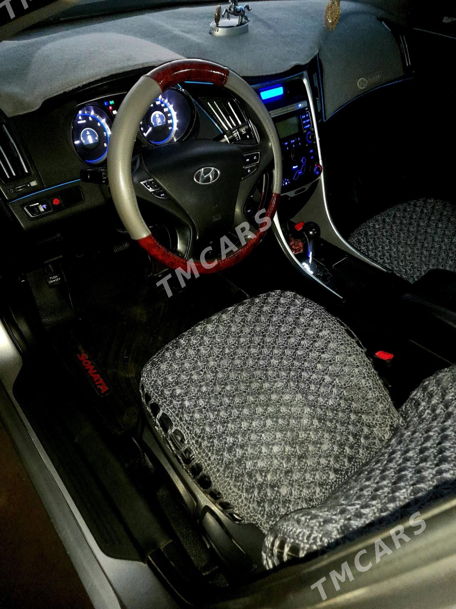Hyundai Sonata 2011 - 130 000 TMT - Губадаг - img 2