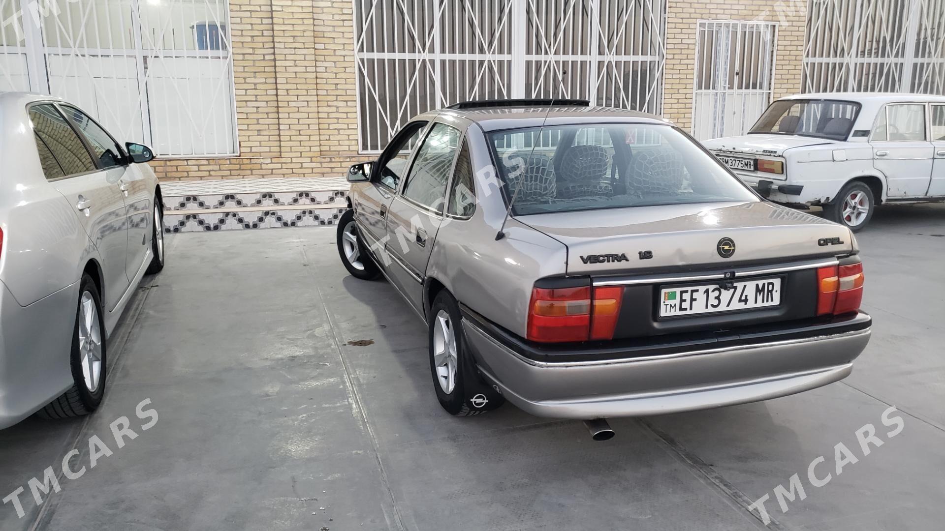 Opel Vectra 1992 - 38 000 TMT - Baýramaly - img 4