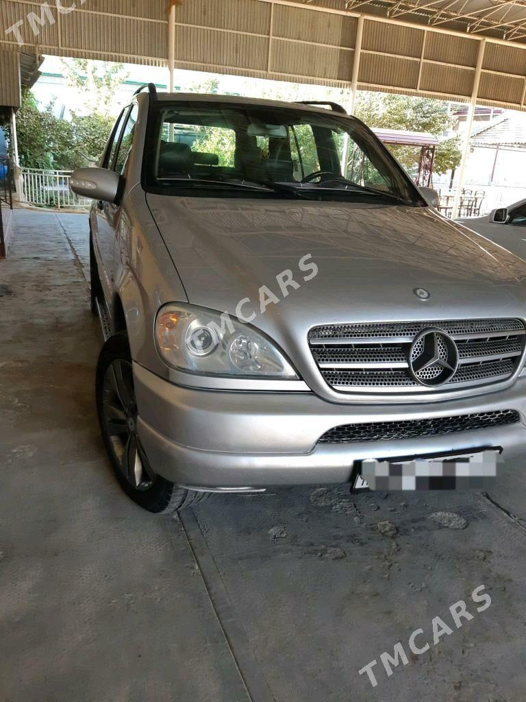 Mercedes-Benz ML350 2001 - 124 000 TMT - Mary - img 5