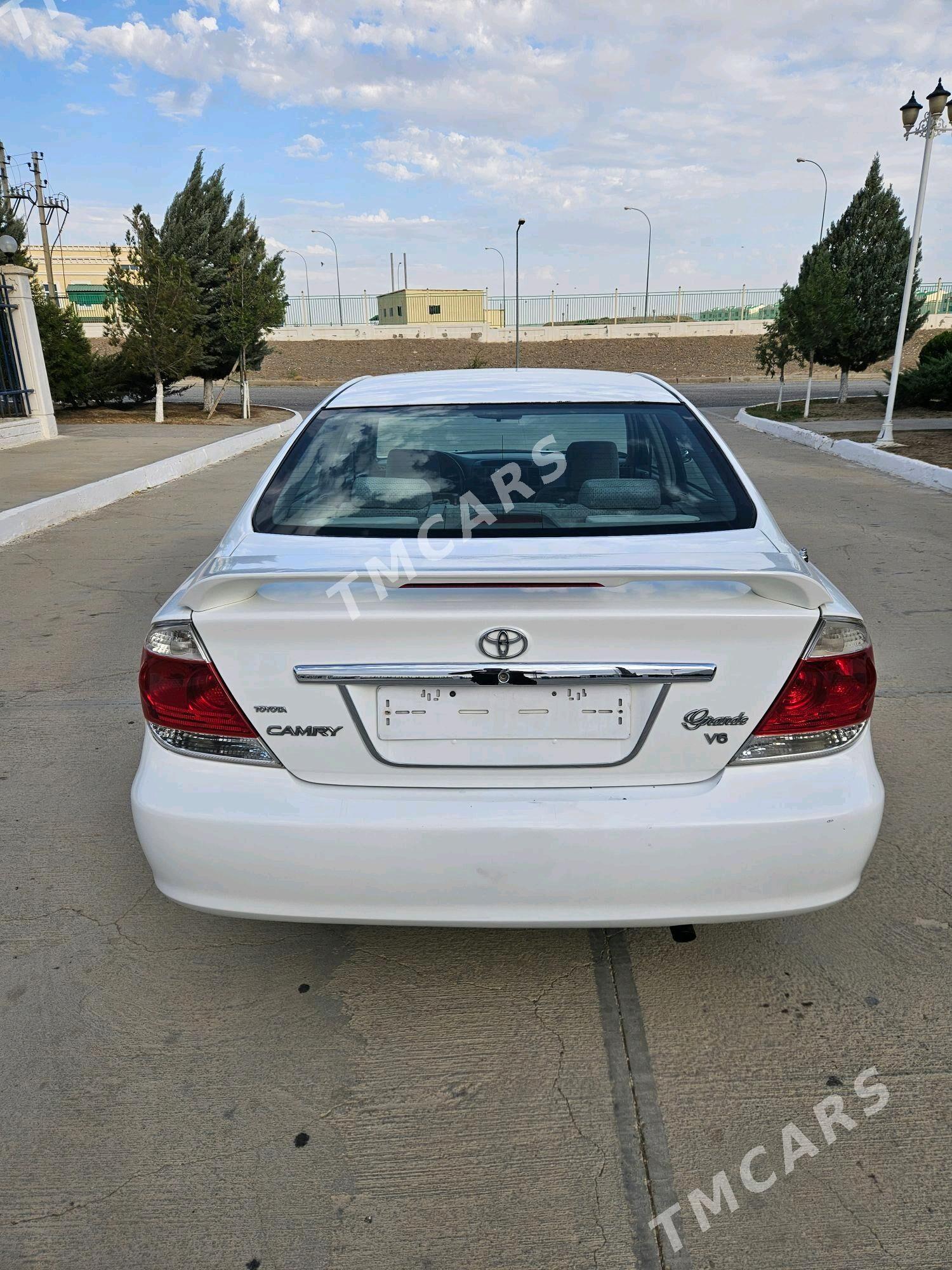 Toyota Camry 2004 - 149 000 TMT - Gyzylarbat - img 8
