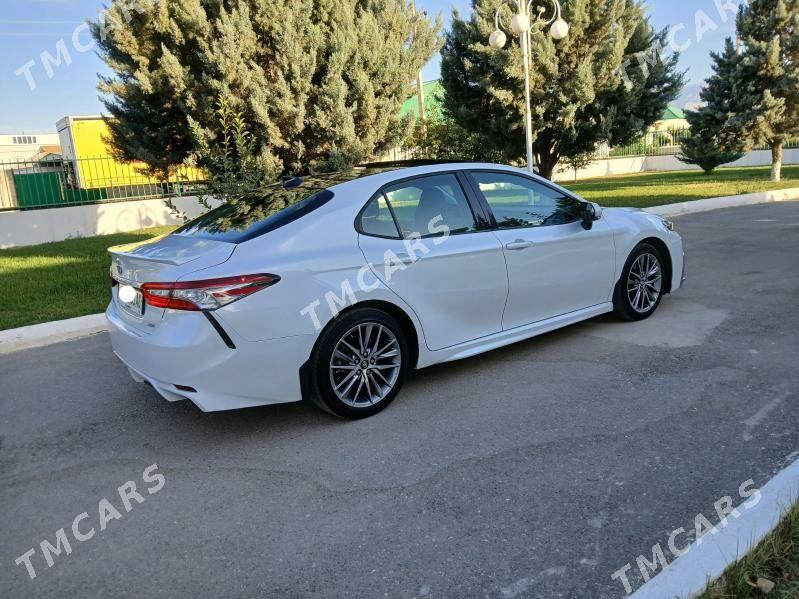 Toyota Camry 2018 - 312 000 TMT - Aşgabat - img 4