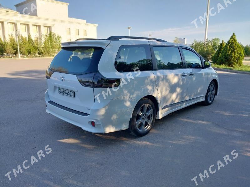 Toyota Sienna 2020 - 400 000 TMT - Дашогуз - img 10
