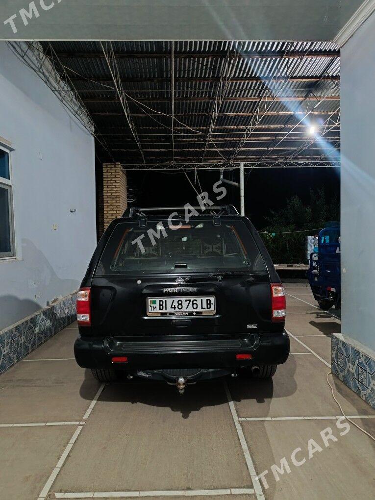 Nissan Pathfinder 2002 - 130 000 TMT - Halaç - img 2