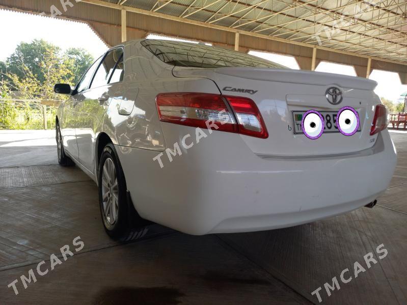 Toyota Camry 2010 - 200 000 TMT - Мары - img 3