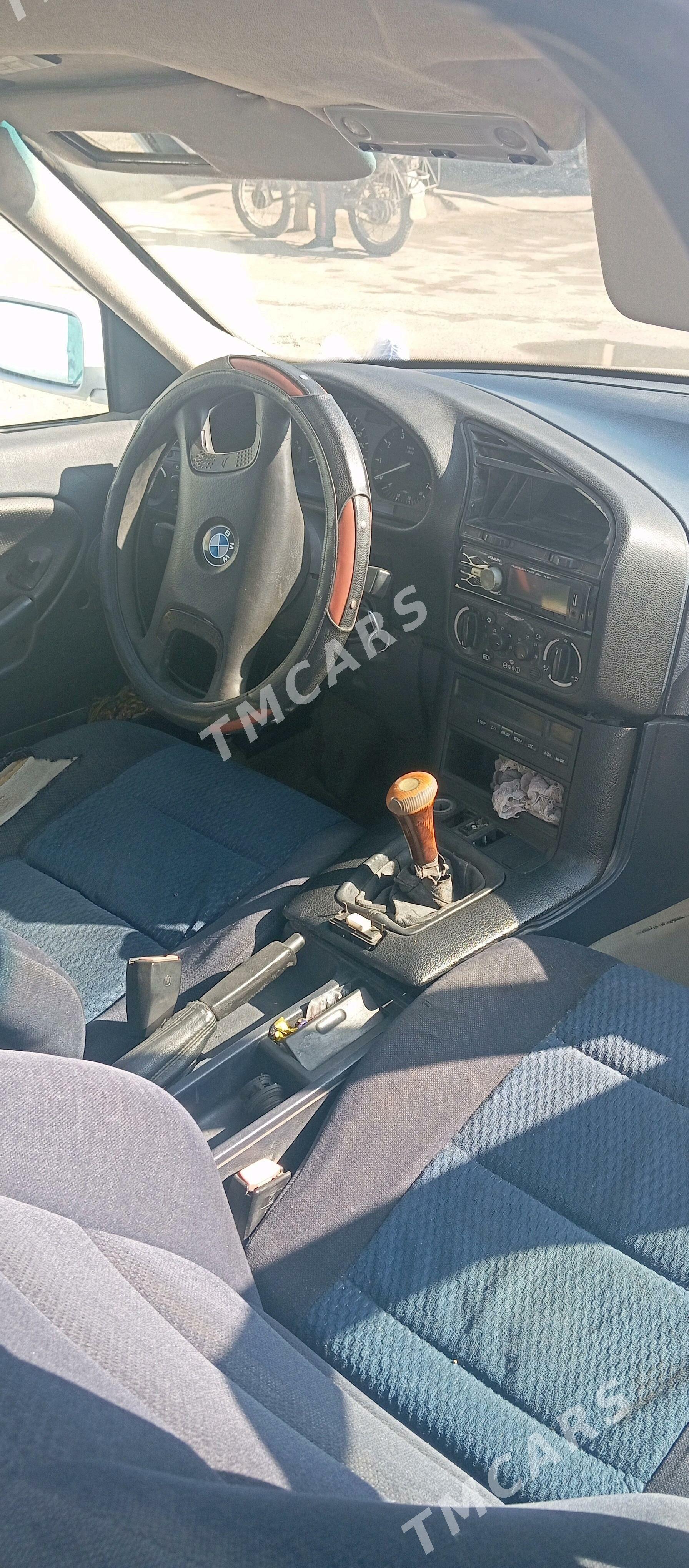BMW 320 1993 - 15 000 TMT - Туркменбаши - img 6