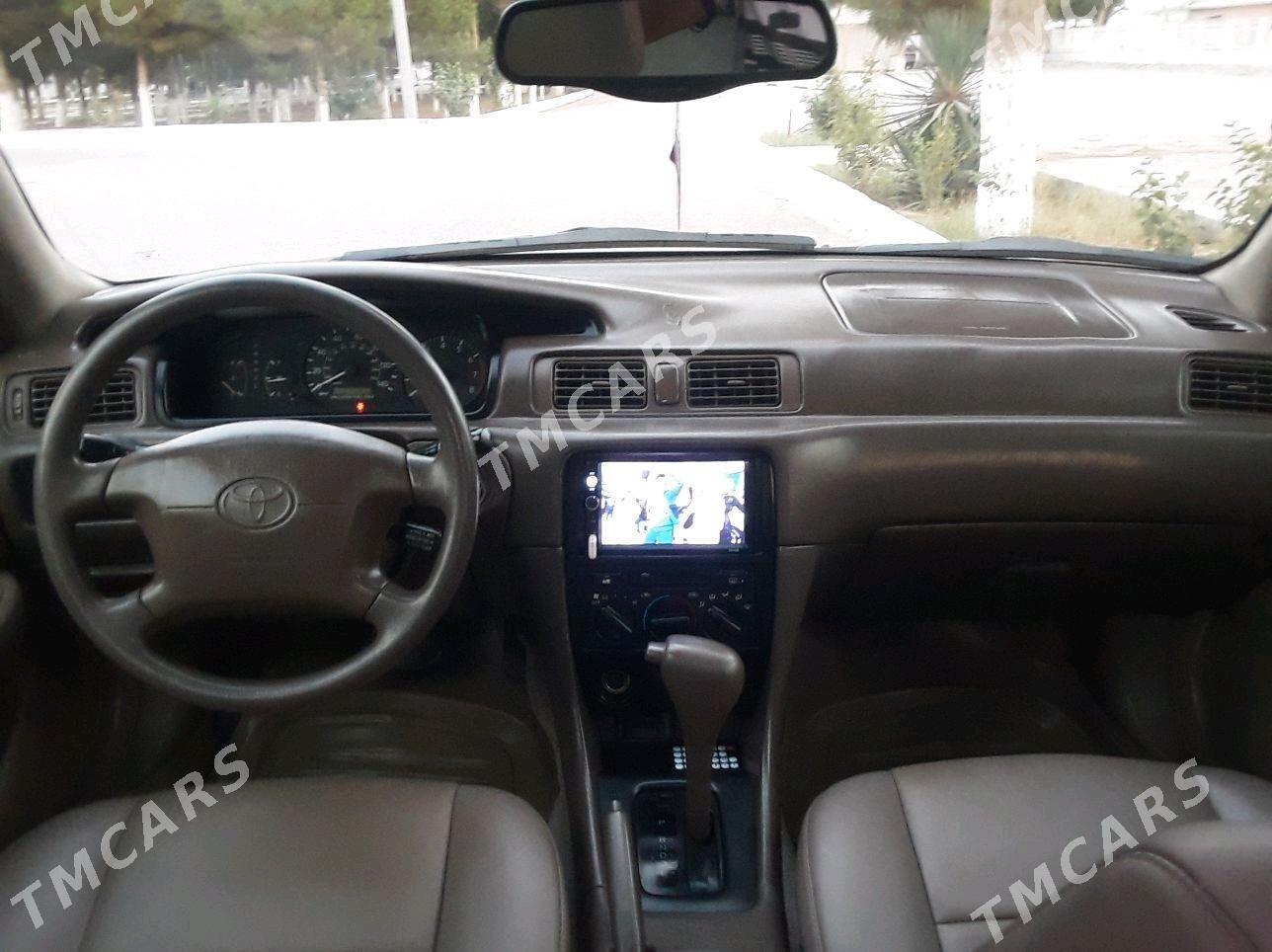 Toyota Camry 1997 - 130 000 TMT - Mary - img 8