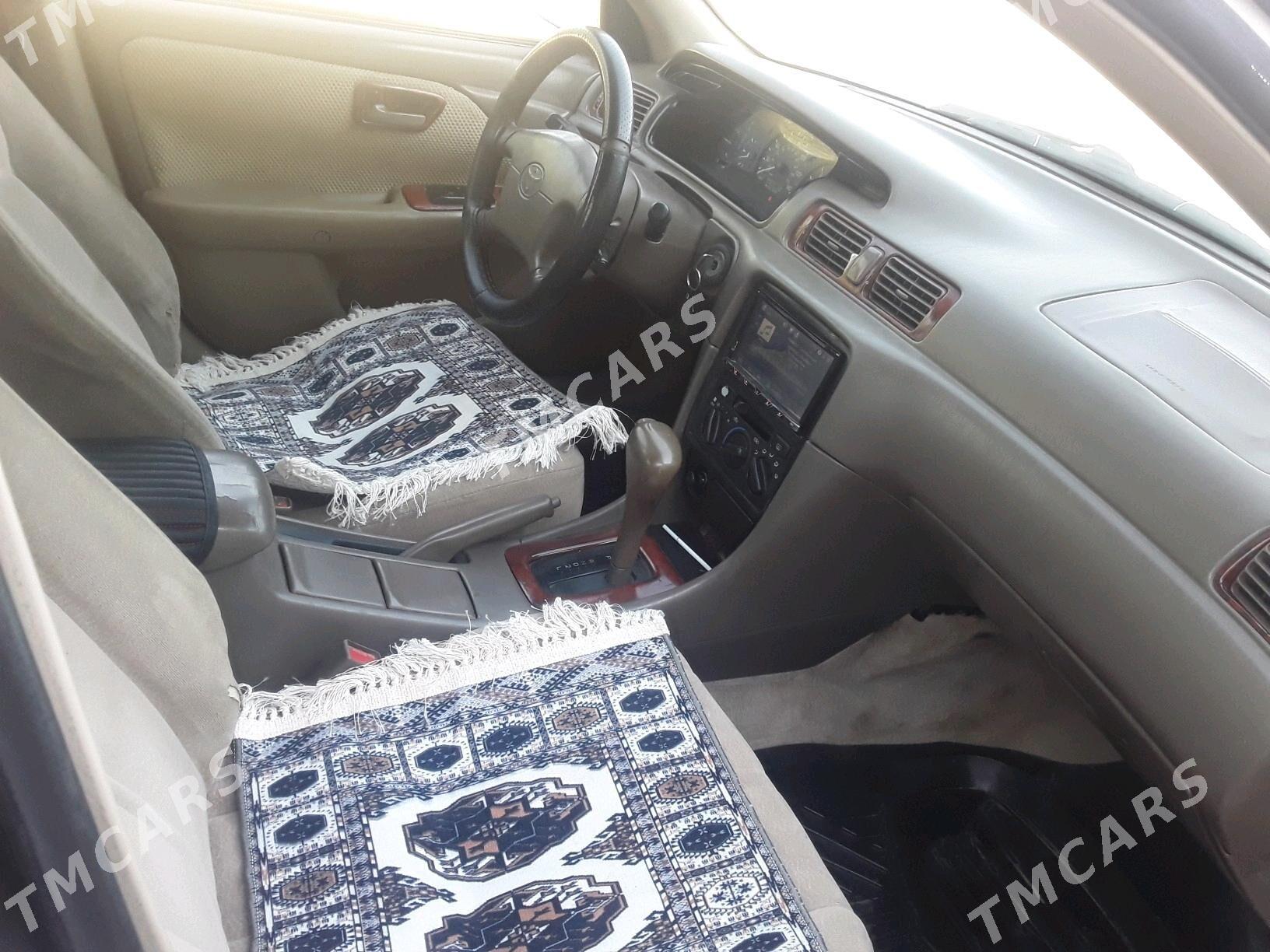 Toyota Camry 1997 - 116 000 TMT - Кёнеургенч - img 3