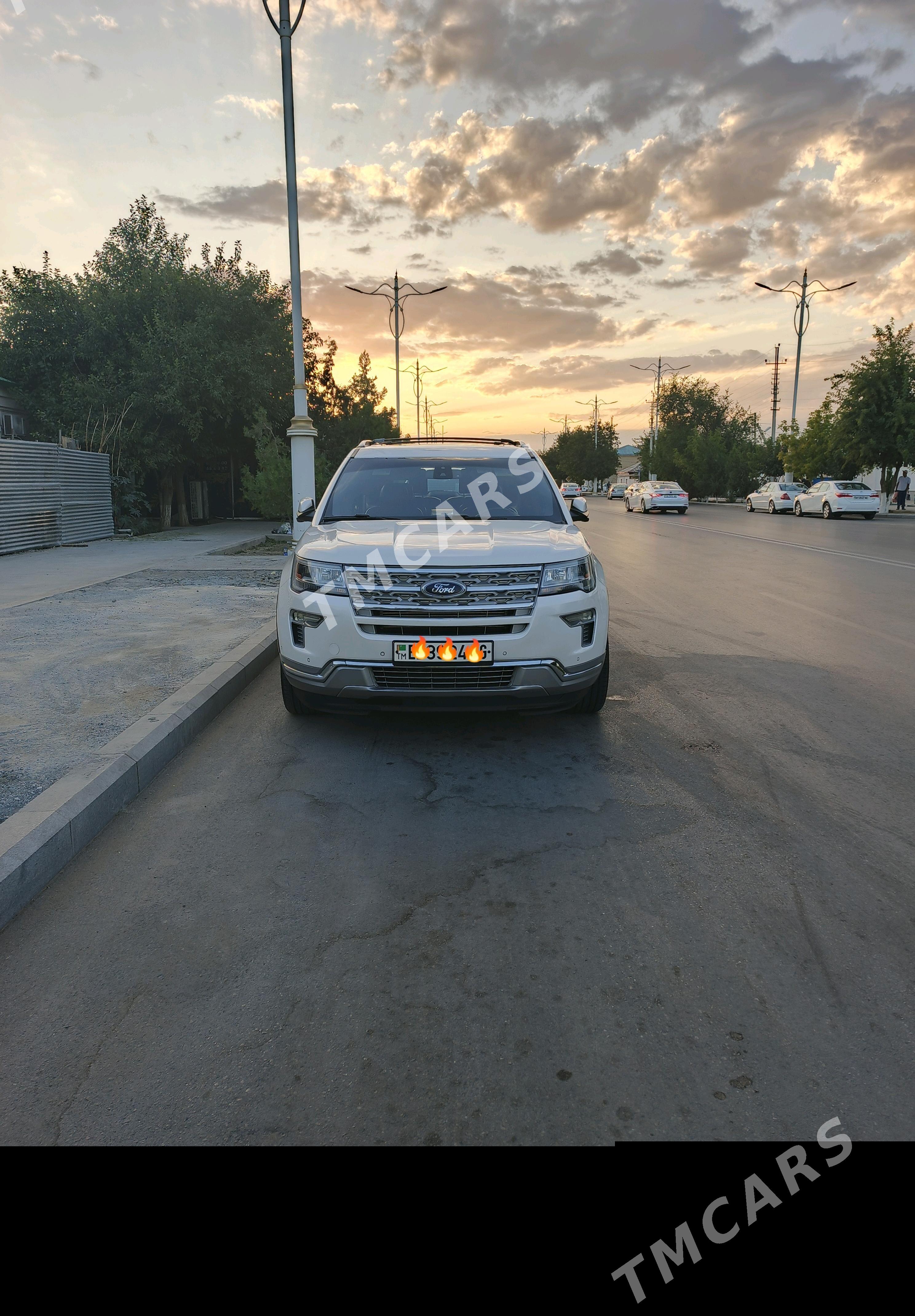 Ford Explorer 2018 - 390 000 TMT - Aşgabat - img 9