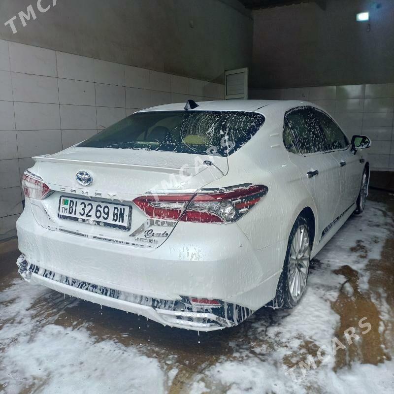 Toyota Camry Hybrid 2020 - 250 000 TMT - Туркменбаши - img 2