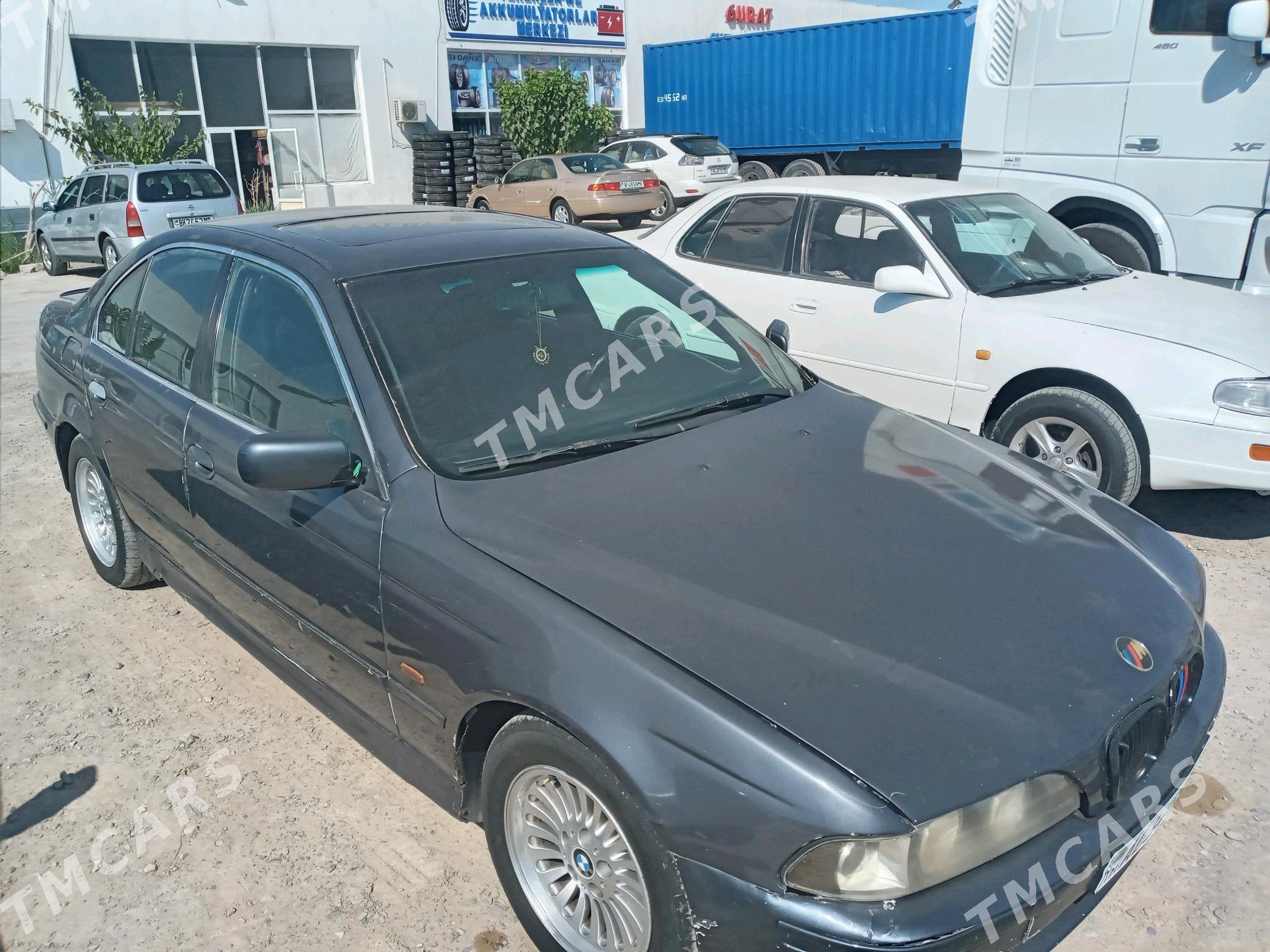 BMW 528 1999 - 65 000 TMT - Мары - img 3