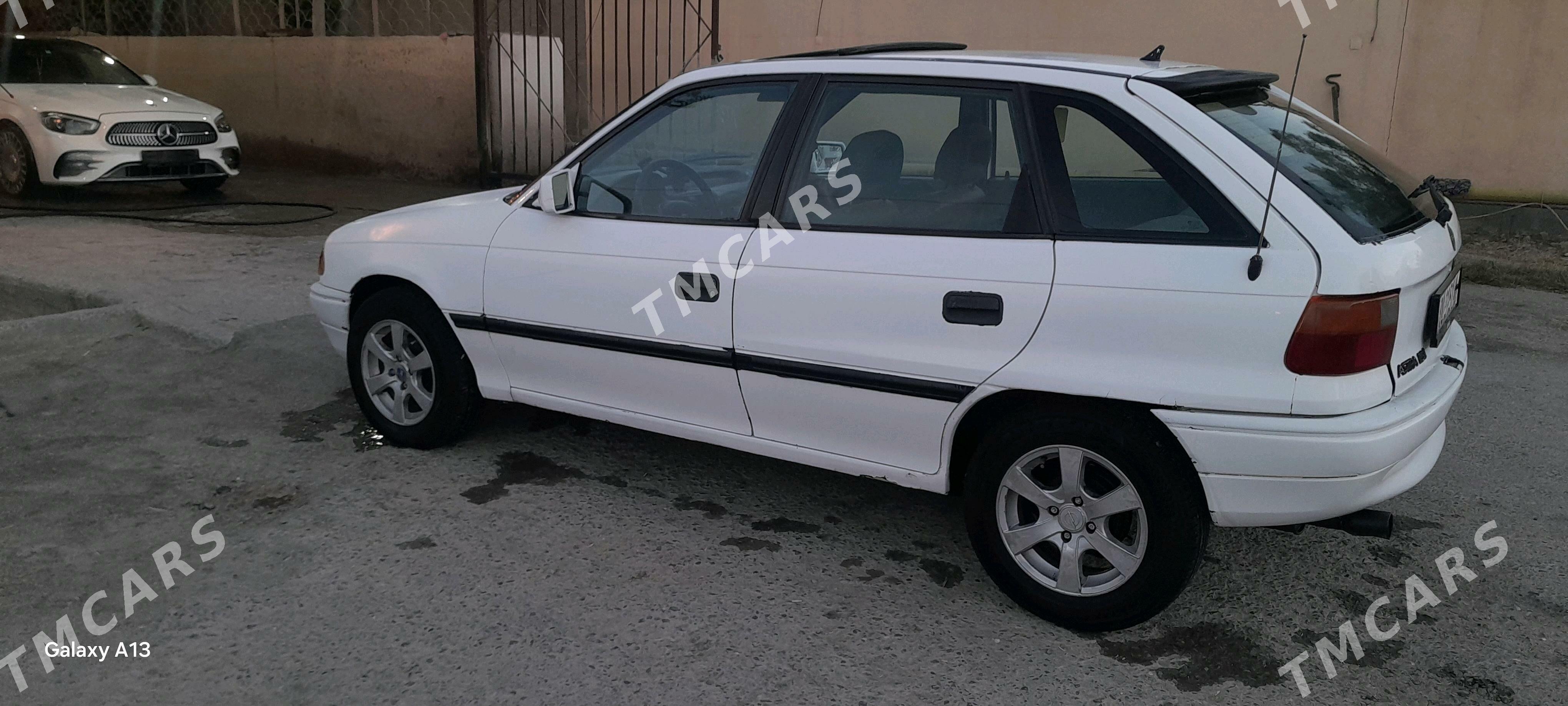 Opel Astra 1991 - 30 000 TMT - Bäherden - img 4