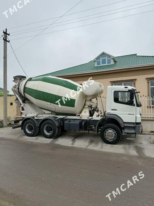 Mercedes-Benz ACTROS 3331 2013 - 800 000 TMT - Бекреве - img 6