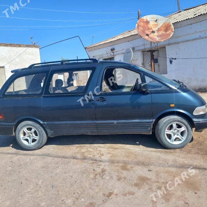 Toyota Previa 1997 - 70 000 TMT - Губадаг - img 3