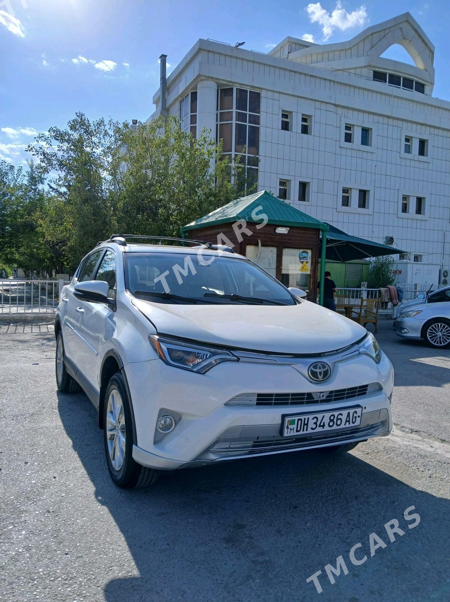 Toyota RAV4 2018 - 320 000 TMT - 6 mkr - img 4