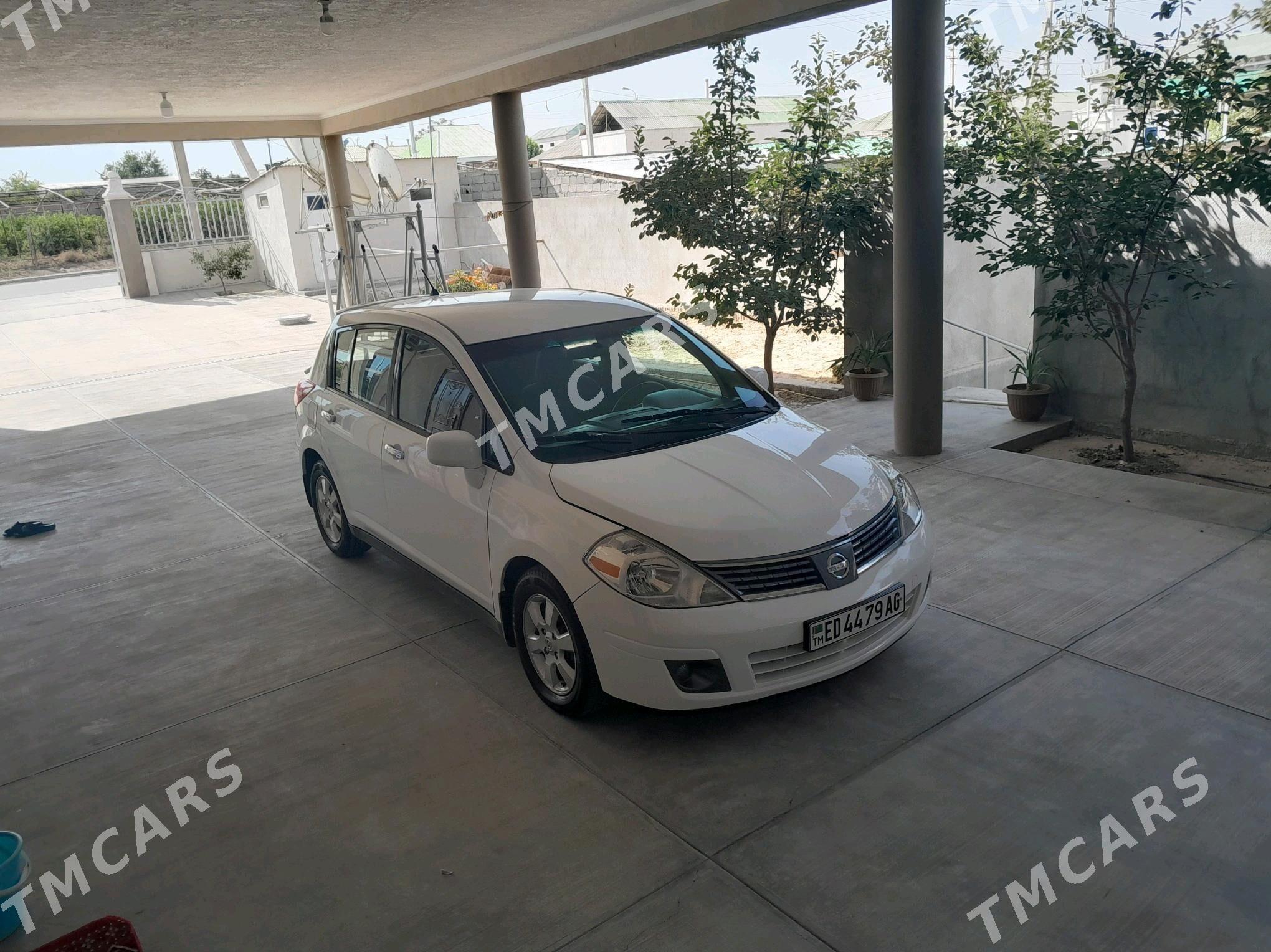 Nissan Versa 2009 - 129 000 TMT - Ашхабад - img 2