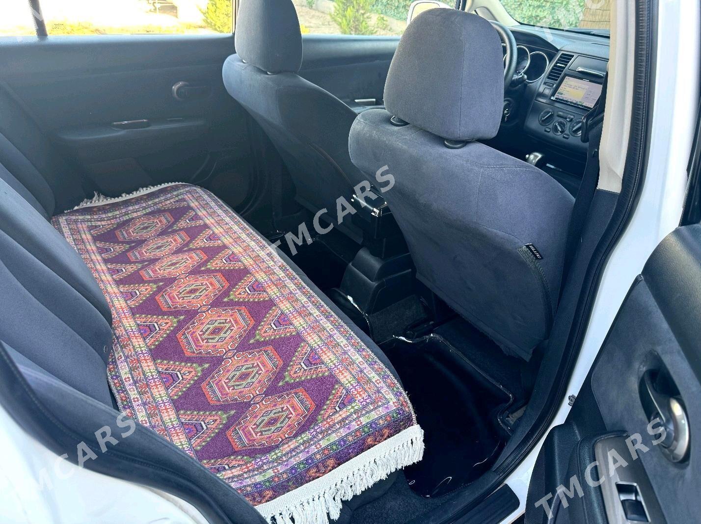 Nissan Versa 2009 - 129 000 TMT - Ашхабад - img 6