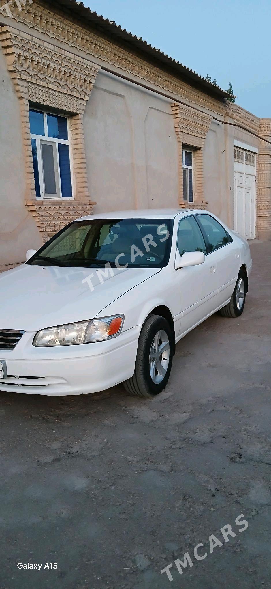 Toyota Camry 2001 - 140 000 TMT - Gubadag - img 2