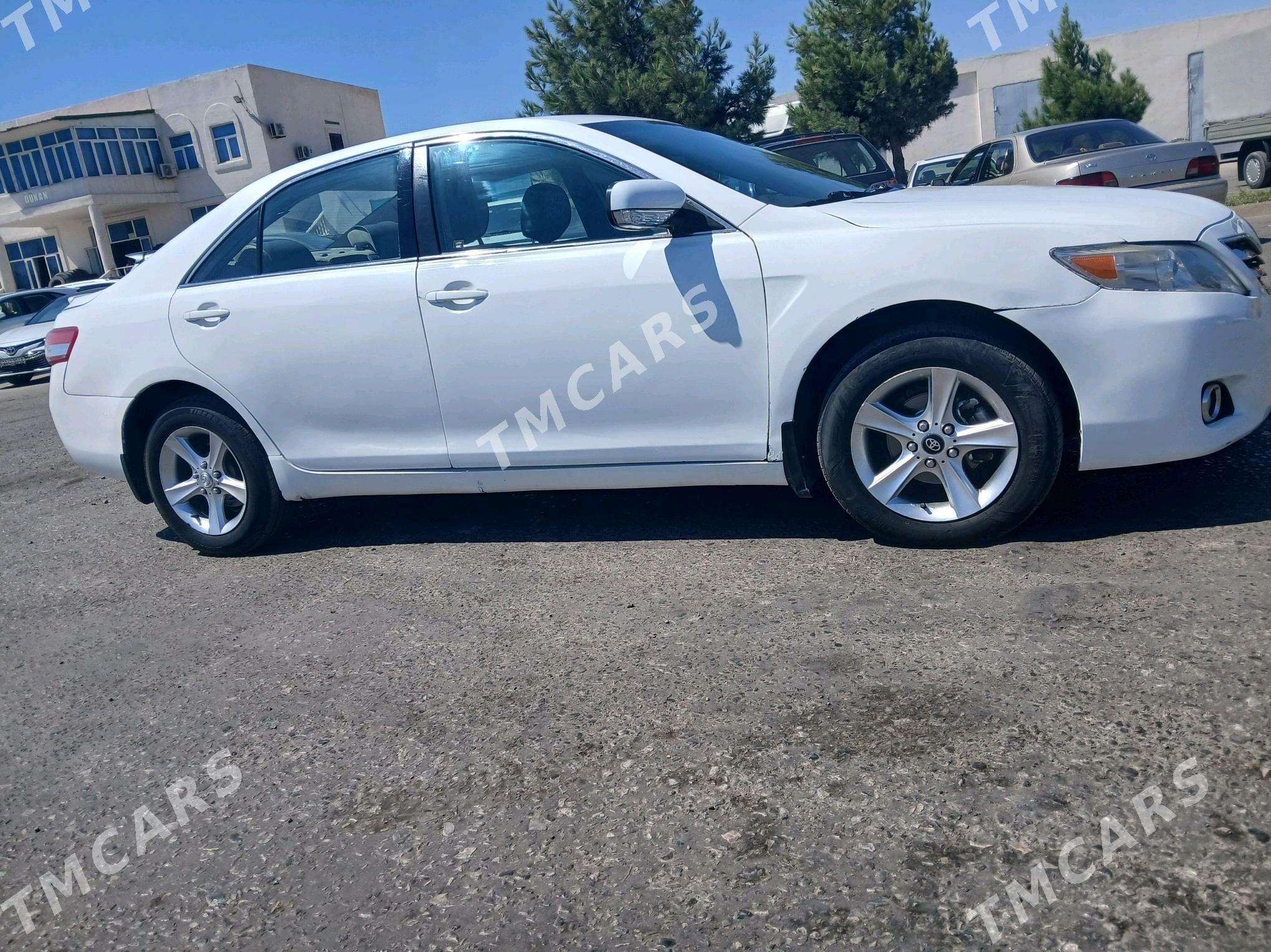 Toyota Camry 2010 - 115 000 TMT - Туркменабат - img 2