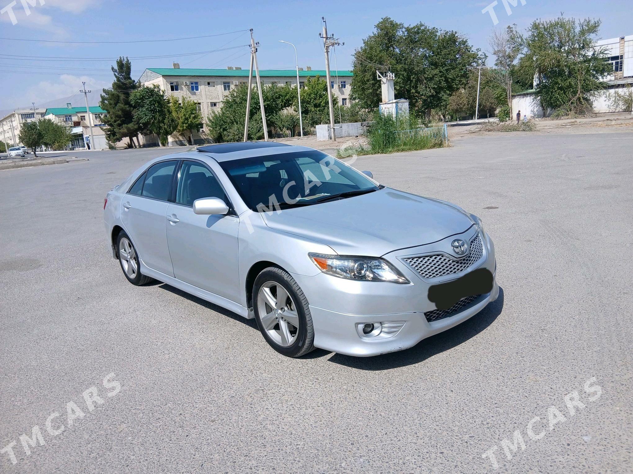 Toyota Camry 2010 - 173 000 TMT - Büzmeýin - img 2