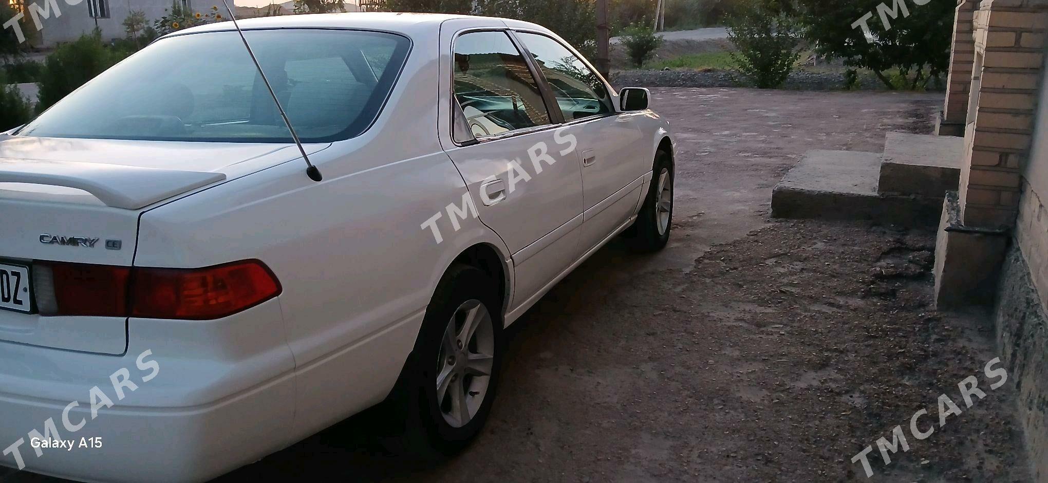 Toyota Camry 2001 - 140 000 TMT - Gubadag - img 4