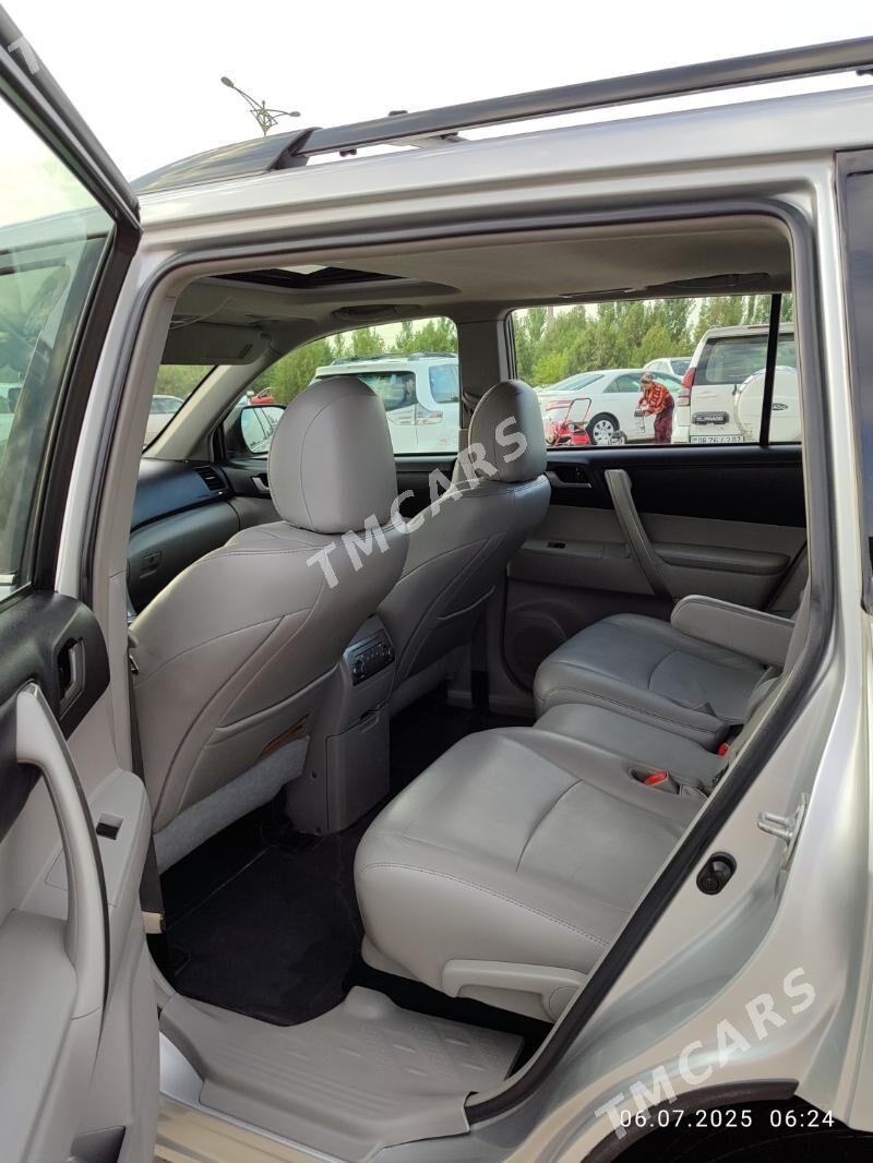 Toyota Highlander 2011 - 360 000 TMT - Daşoguz - img 8