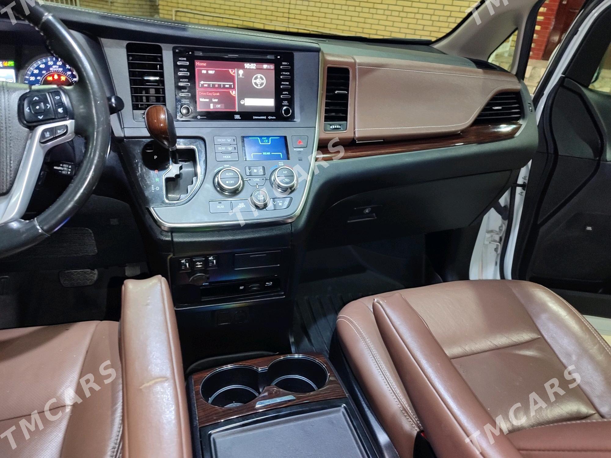 Toyota Sienna 2019 - 480 000 TMT - Мары - img 5