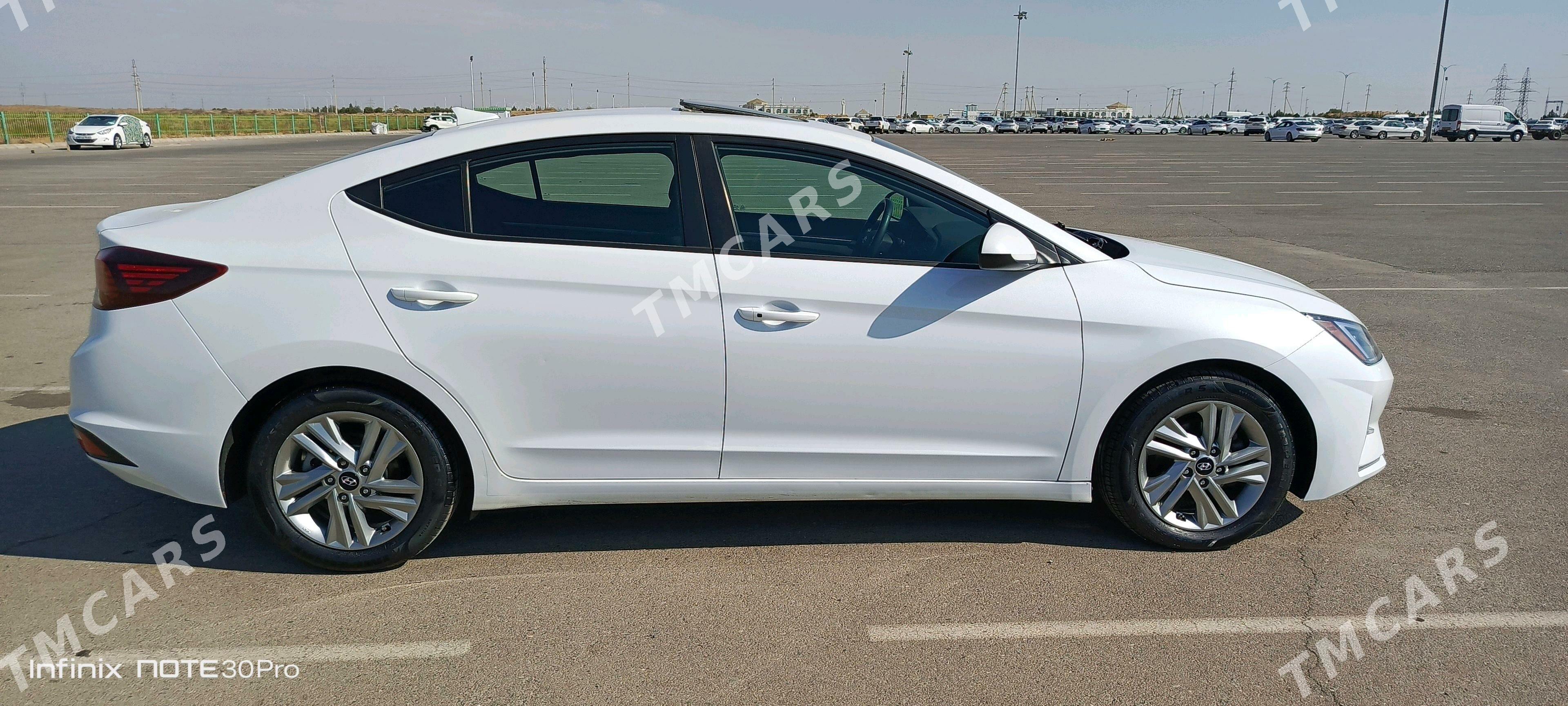Hyundai Elantra 2020 - 240 000 TMT - Aşgabat - img 8
