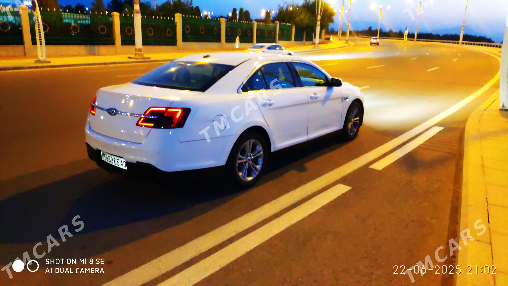 Ford Taurus 2014 - 129 500 TMT - Aşgabat - img 3
