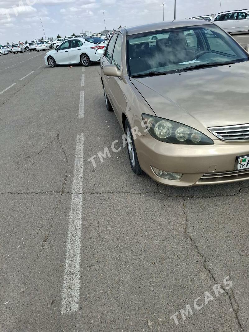 Toyota Camry 2004 - 135 000 TMT - Büzmeýin - img 6